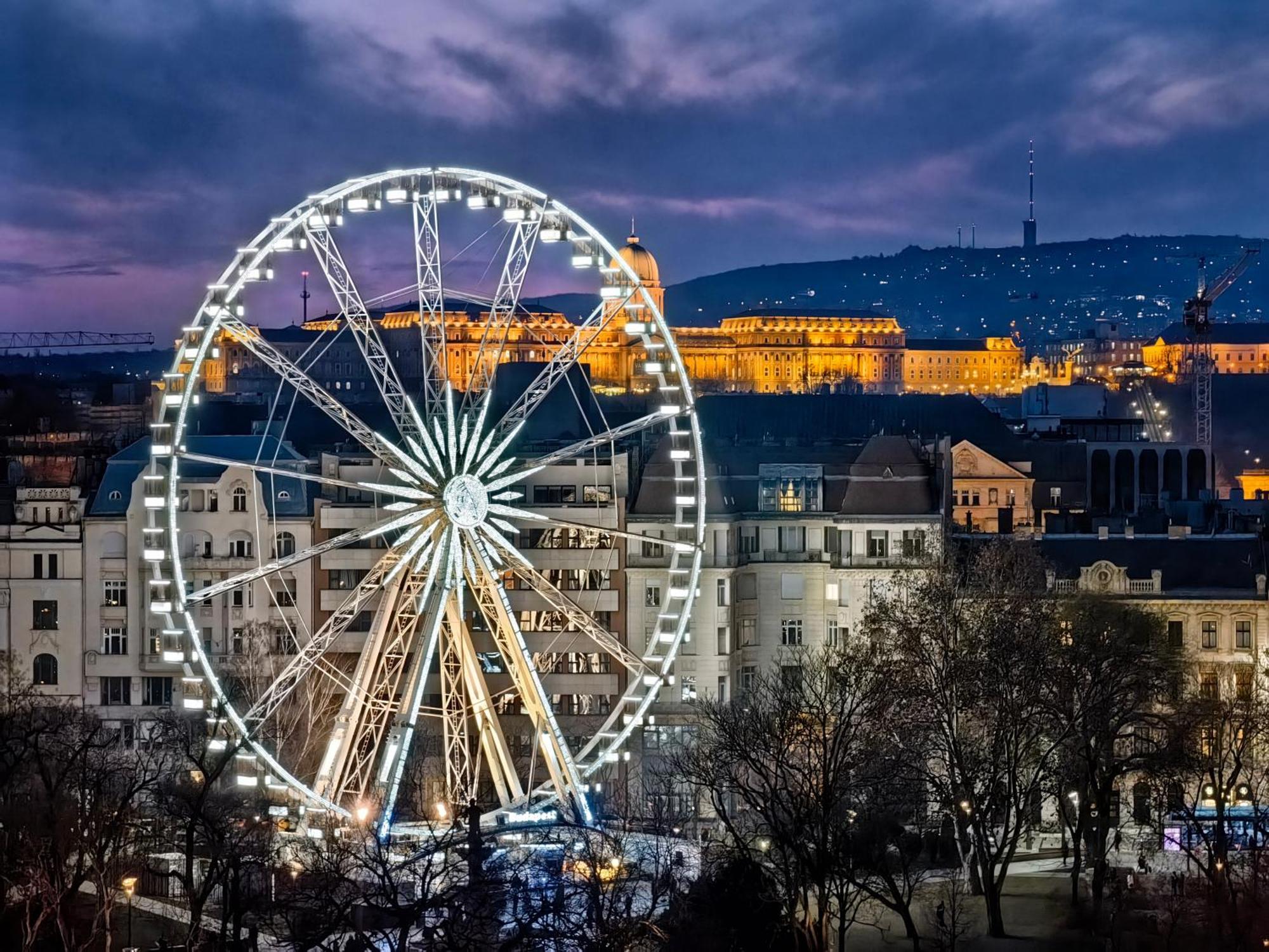 Bright Apartment In The Most Beautiful Street Of Budapest Vaci Street, Fashion Street Esterno foto